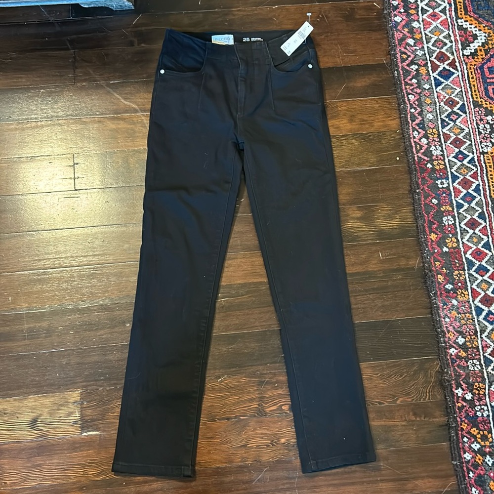 BNWT Pilcro black jeans/ pants. 25